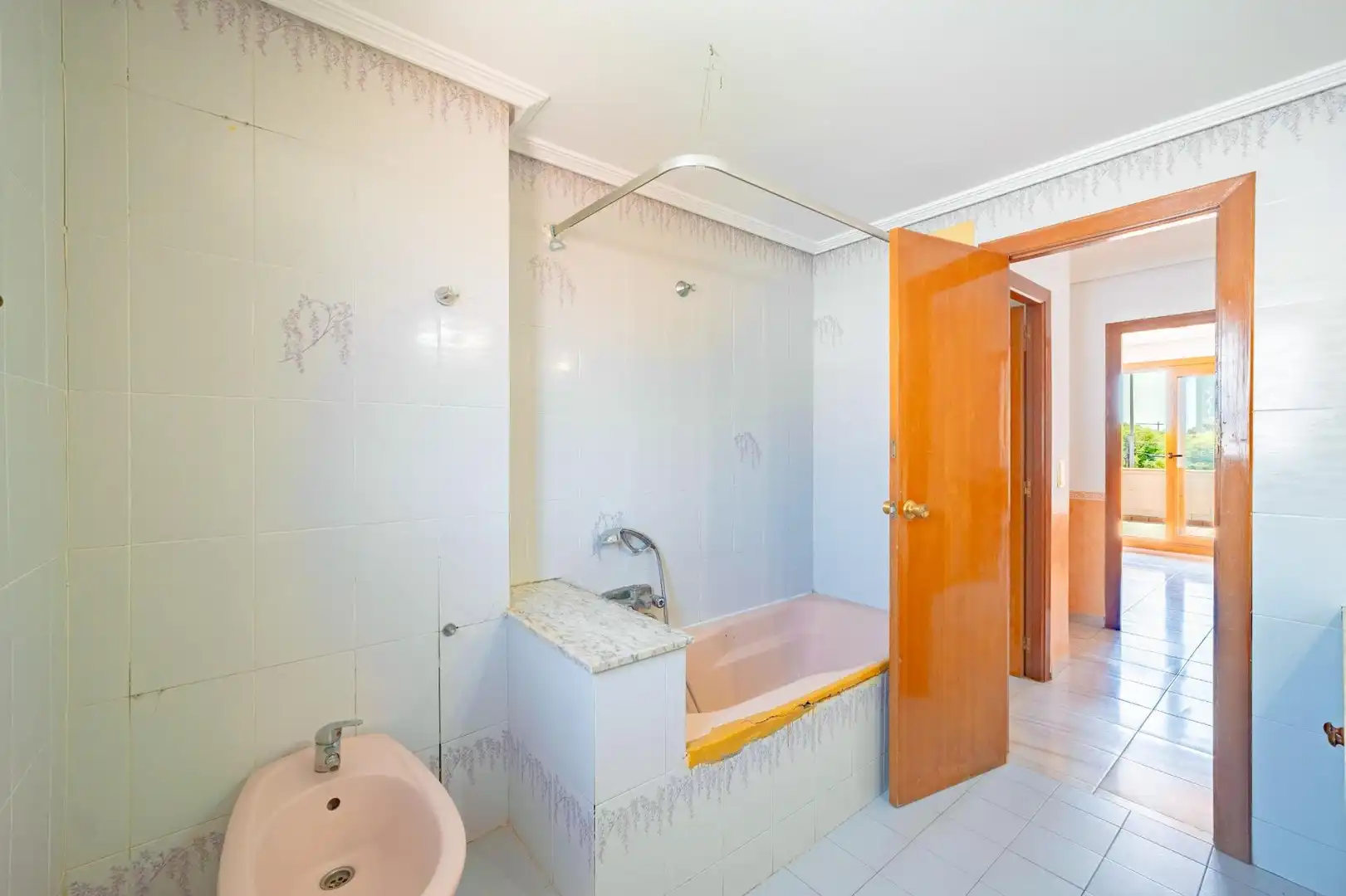 Bany de Casa o xalet en venda en Benicasim / Benicàssim amb Balcó i Piscina comunitària