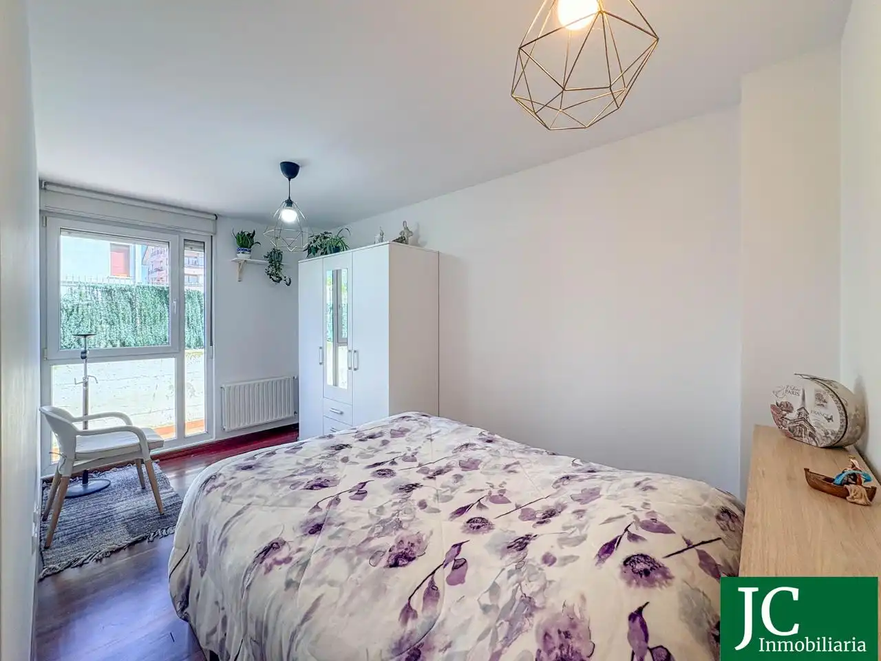 Habitación de Planta baja en venta en Bárcena de Cicero con Calefacción, Jardín privado y Terraza