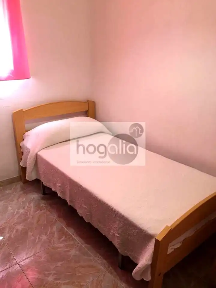 Habitación de Planta baja de alquiler en Sevilla con Amueblado