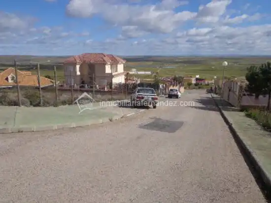 Residential zum Verkauf in Sierra de Fuentes