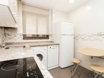 Photo 2 of Flat for sale in Calle Madrid, 25, Barrio de la Vega, Granada