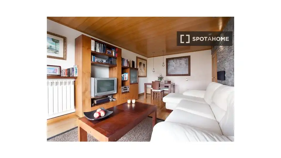 Habitación en Diagonal Mar i el Front Marítim del Poblenou