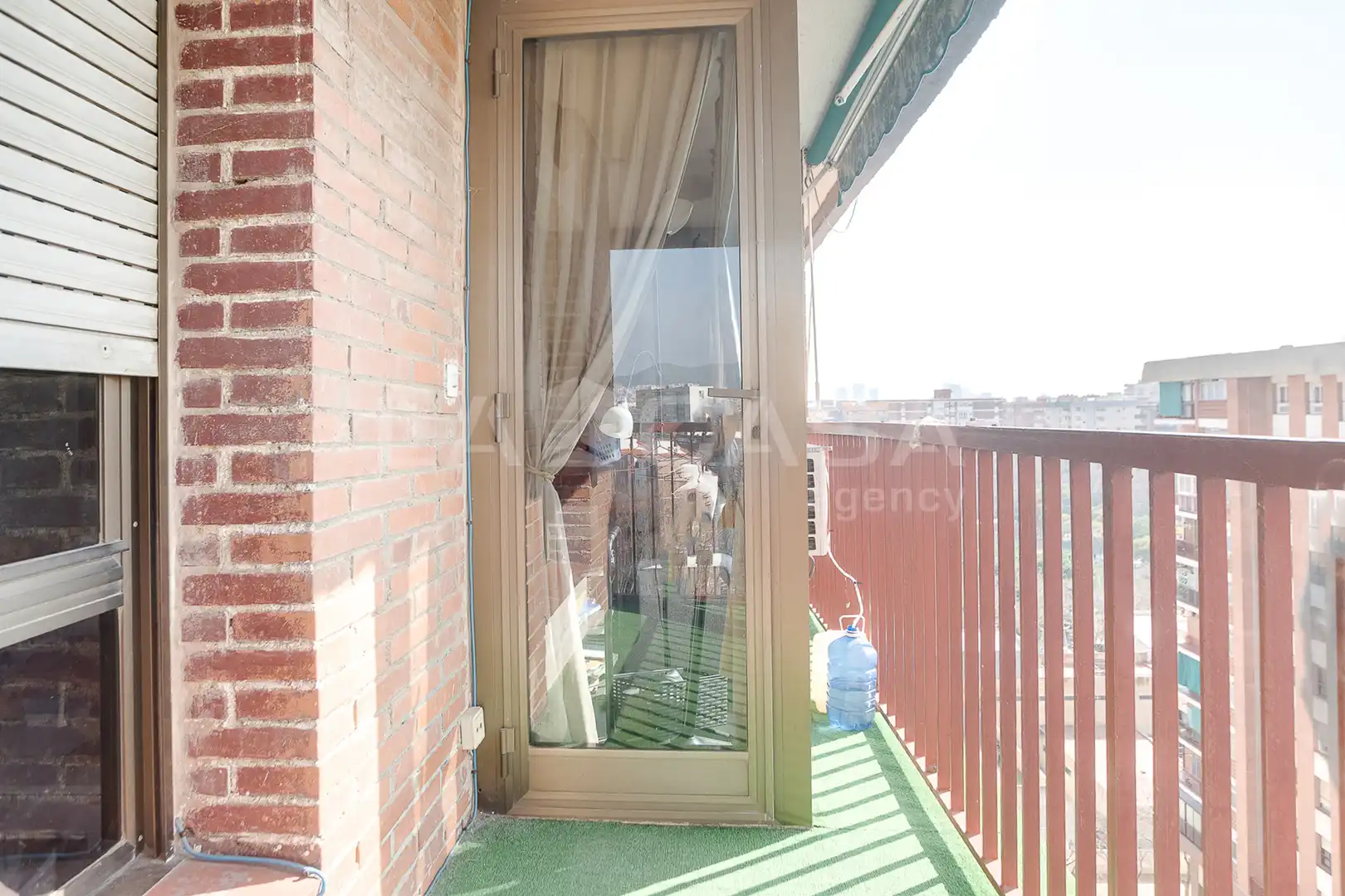 Appartamento con terrazza in vendita a Carrer del Maresme, imagen 5