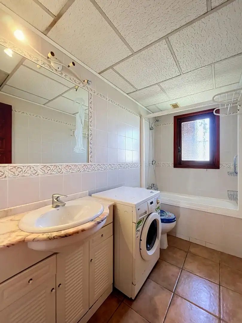 Baño de Casa o chalet en venta en L'Alfàs del Pi con Aire acondicionado, Jardín privado y Terraza