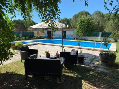 Piscina de Casa o xalet en venda en Viana de Cega amb Terrassa i Piscina