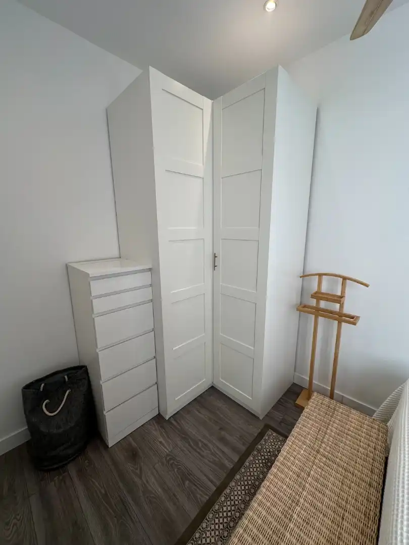 Schlafzimmer von Wohnung zur Miete in Madrid mit Klimaanlage, Heizung und Möbliert