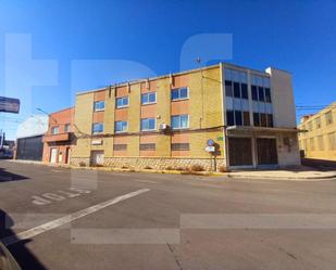 Exterior view of Industrial buildings for sale in Mislata