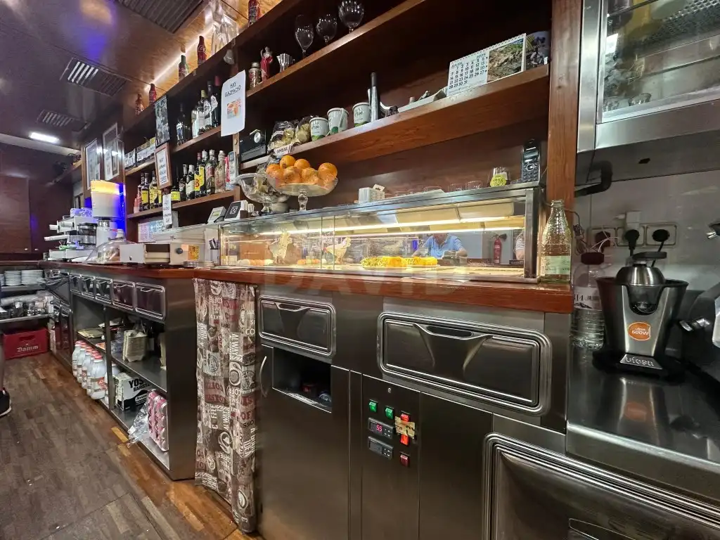 Local comercial de lloguer a Gran Via Corts Catalanes, imagen 4