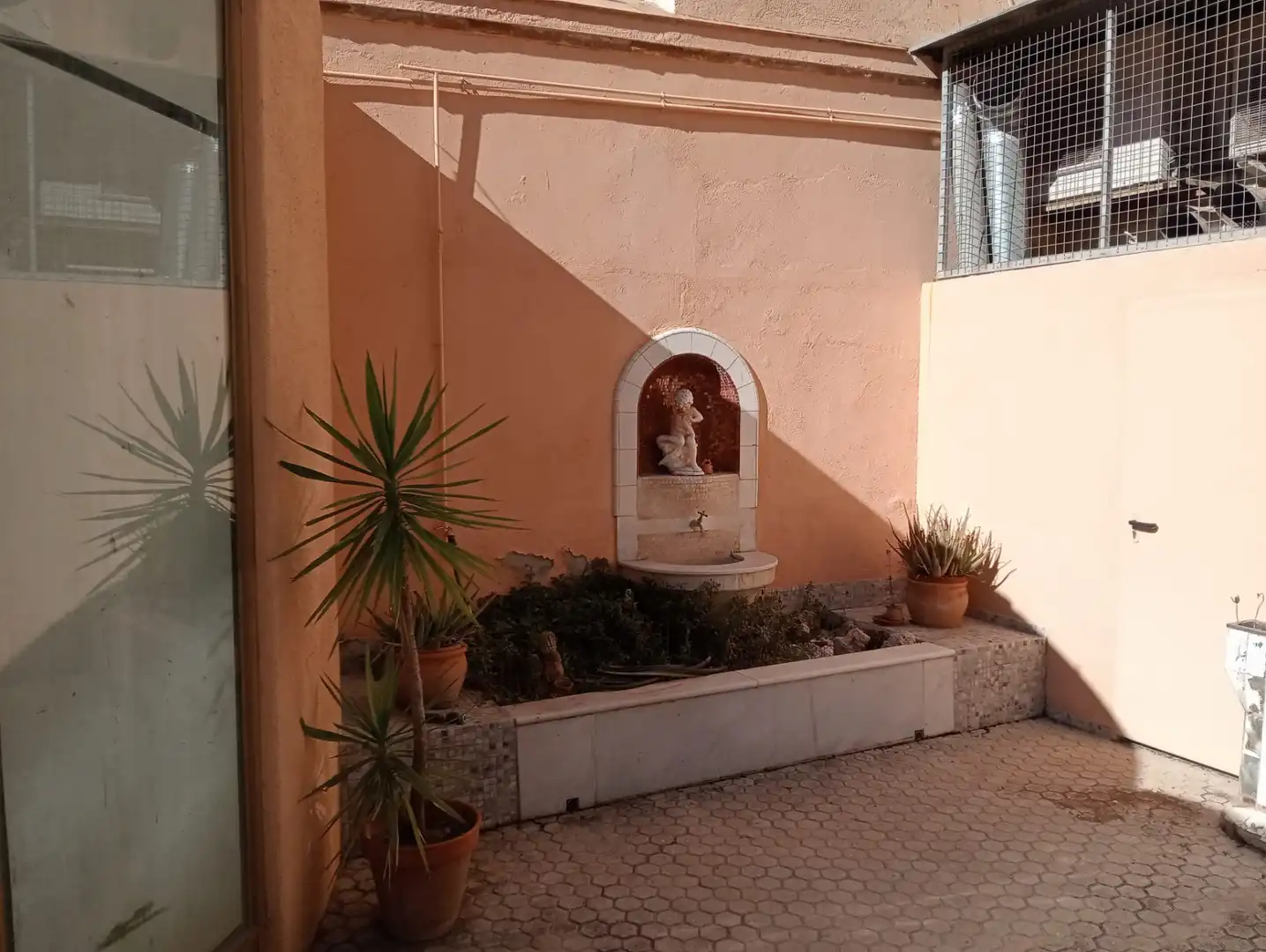 Garten von Erdgeschoss zum Verkauf in Terrassa mit Klimaanlage, Heizung und Privatgarten
