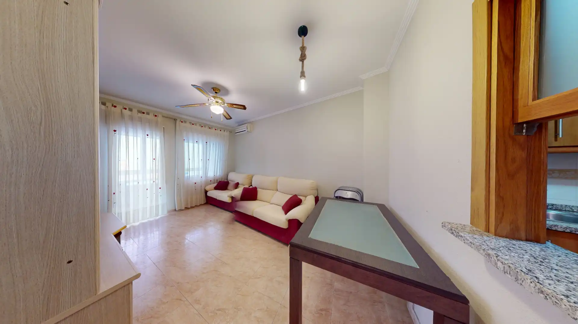 Sala de estar de Piso en venta en Torrevieja con Aire acondicionado, Calefacción y Terraza