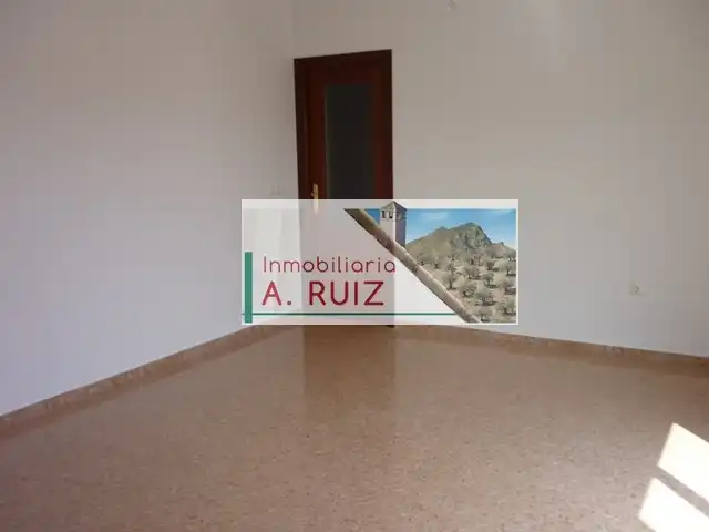 Flat with terrace for sale in Priego de Córdoba