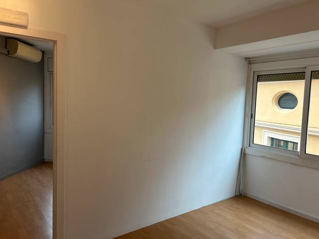 Local comercial en Alquiler en Carrer Cremat en Barri del Centre