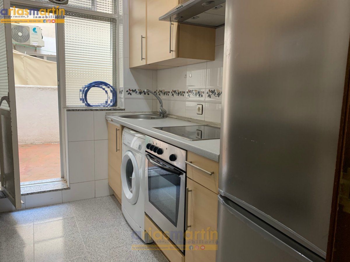 Kitchen of Flat to rent in Salamanca Capital  with Heating, Parquet flooring and Terrace
