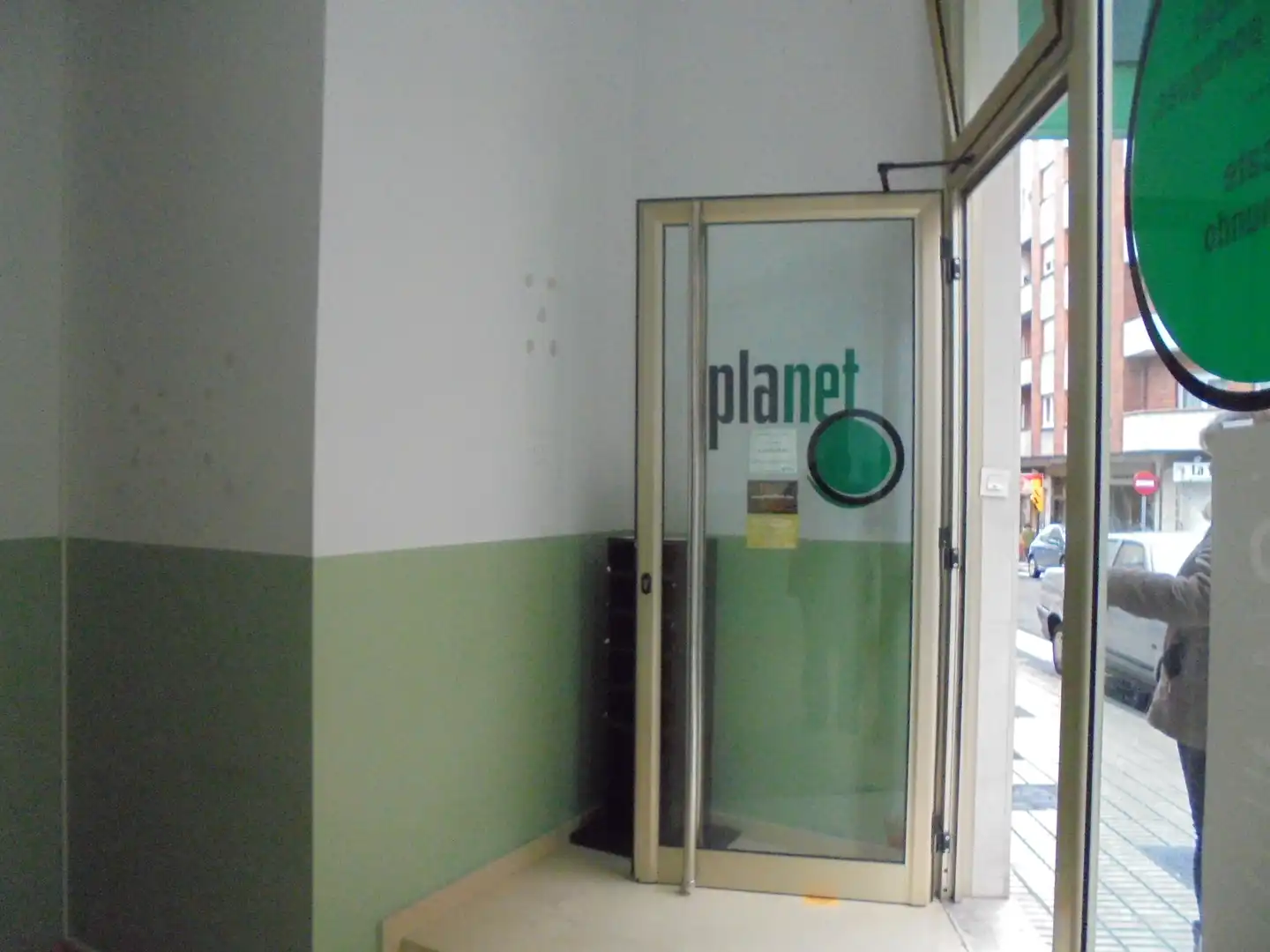 Commercial properties for rent in Calle Cabrales, 140, Ceares