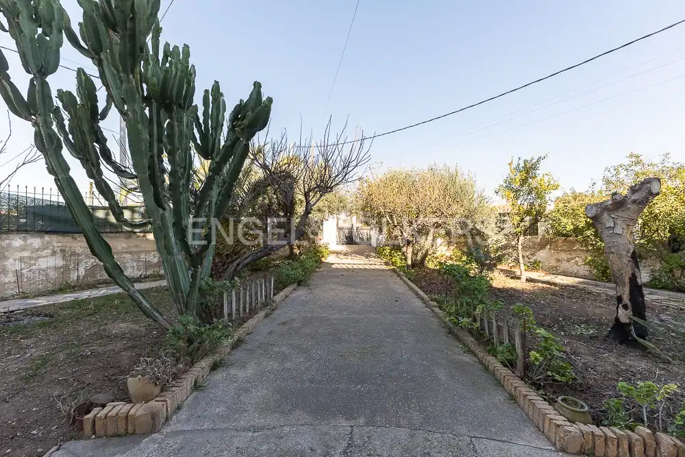 Vista exterior de Casa o chalet en venta en Paterna con Aire acondicionado, Calefacción y Jardín privado