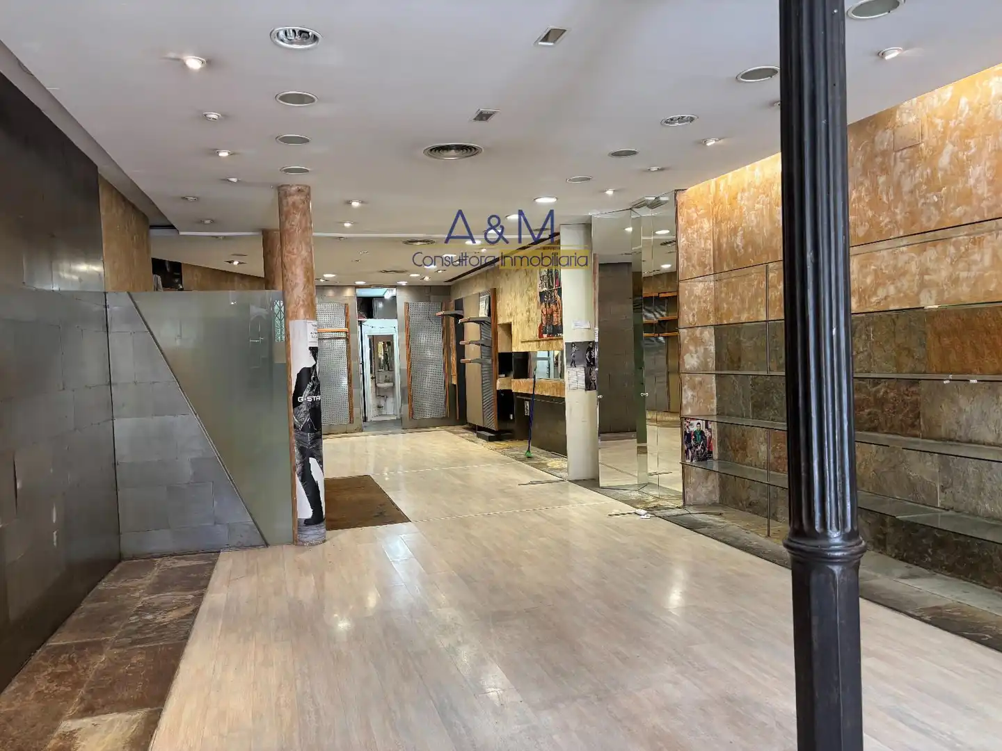 Local comercial en alquiler en Calle Menéndez, imagen 6