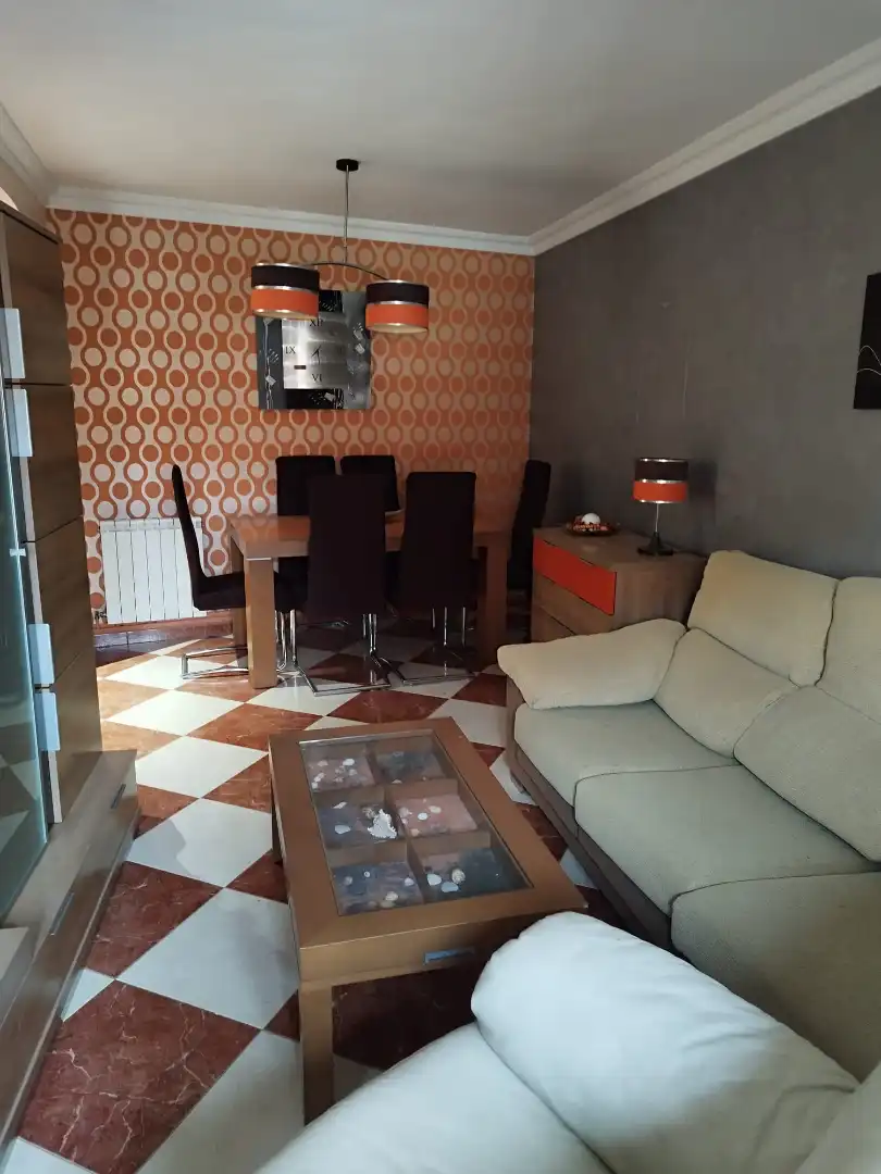 Sala de estar de Casa o chalet en venta en Fresno el Viejo con Calefacción, Jardín privado y Terraza