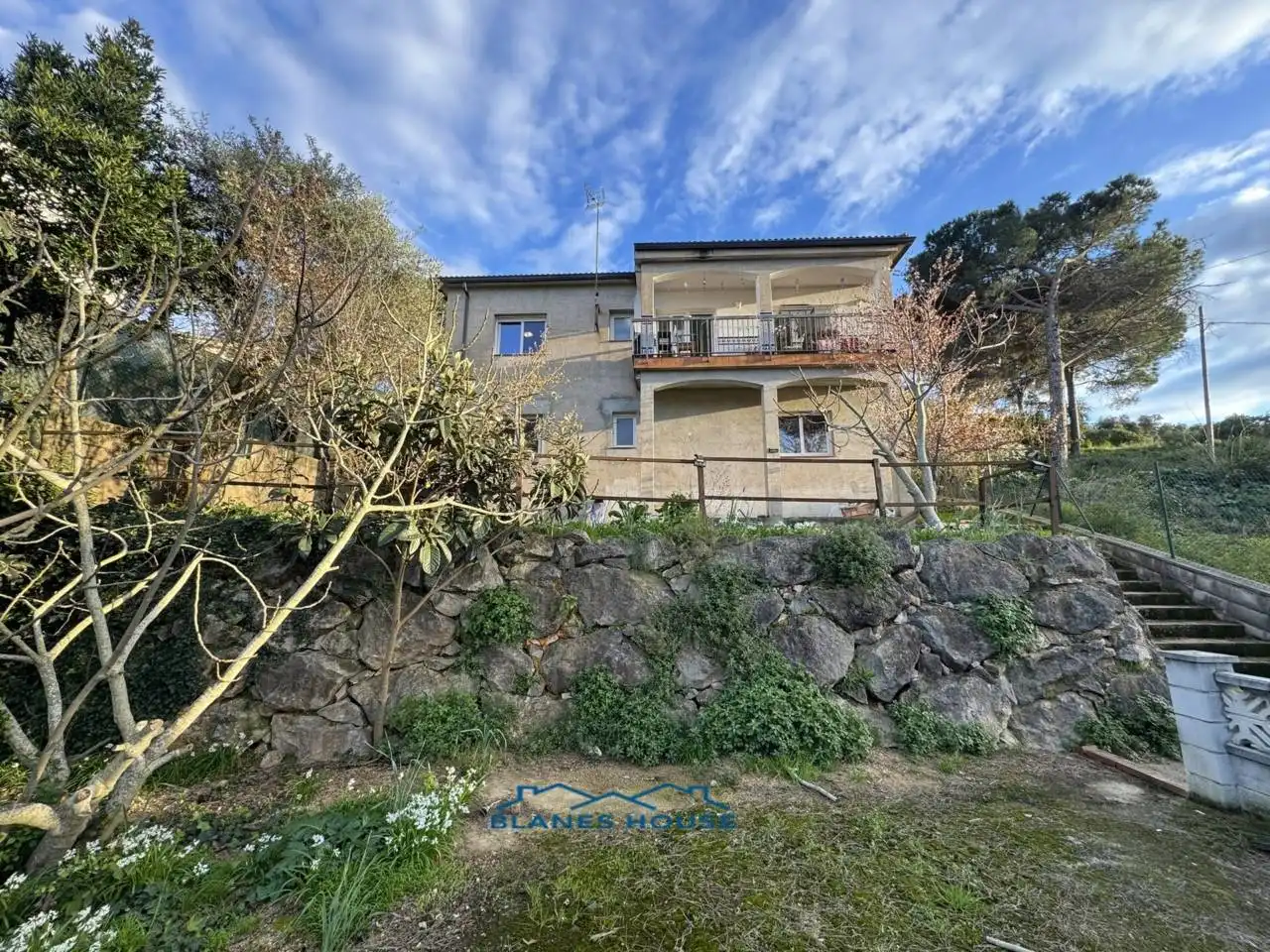 Vista exterior de Casa o xalet en venda en Tordera amb Calefacció, Jardí privat i Terrassa