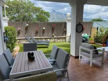 Mini appartamento con piscina in vendita a Aloha Pueblo 30