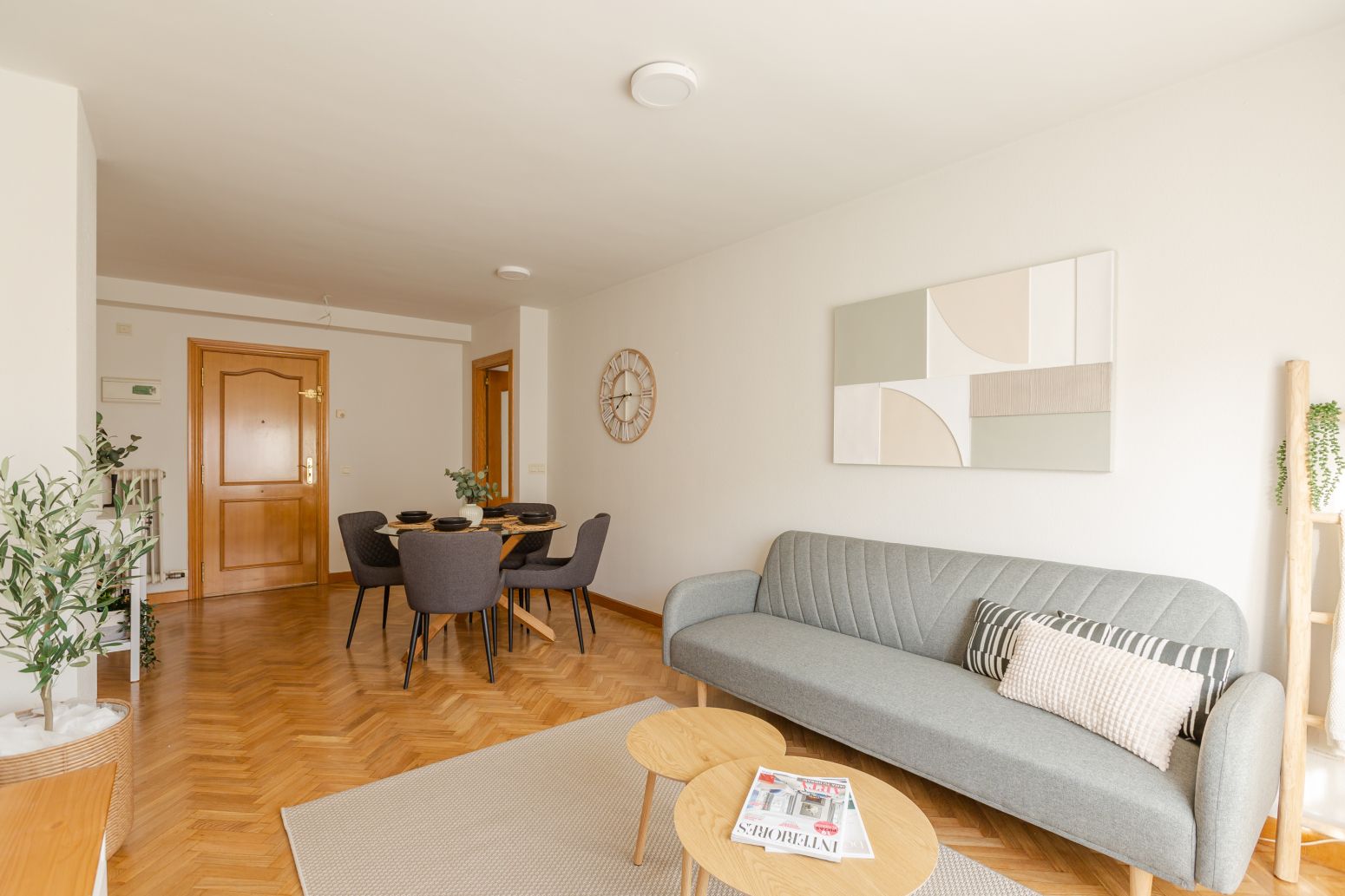 Sala d'estar de Pis en venda en  Pamplona / Iruña amb Calefacció, Parquet i Terrassa