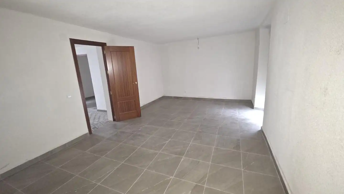 Houses for sale in Saelices