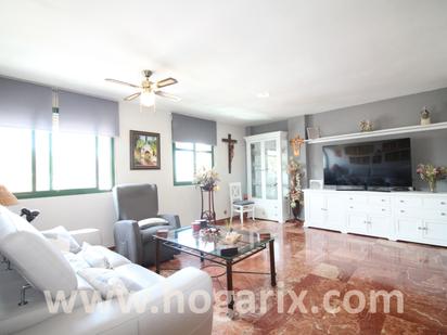 Sala d'estar de Casa adosada en venda en  Huelva Capital