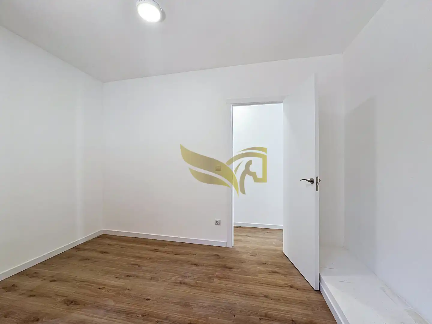 Wohnung zum Verkauf in Los Alcázares mit Parkett, Terrasse und Abstellraum