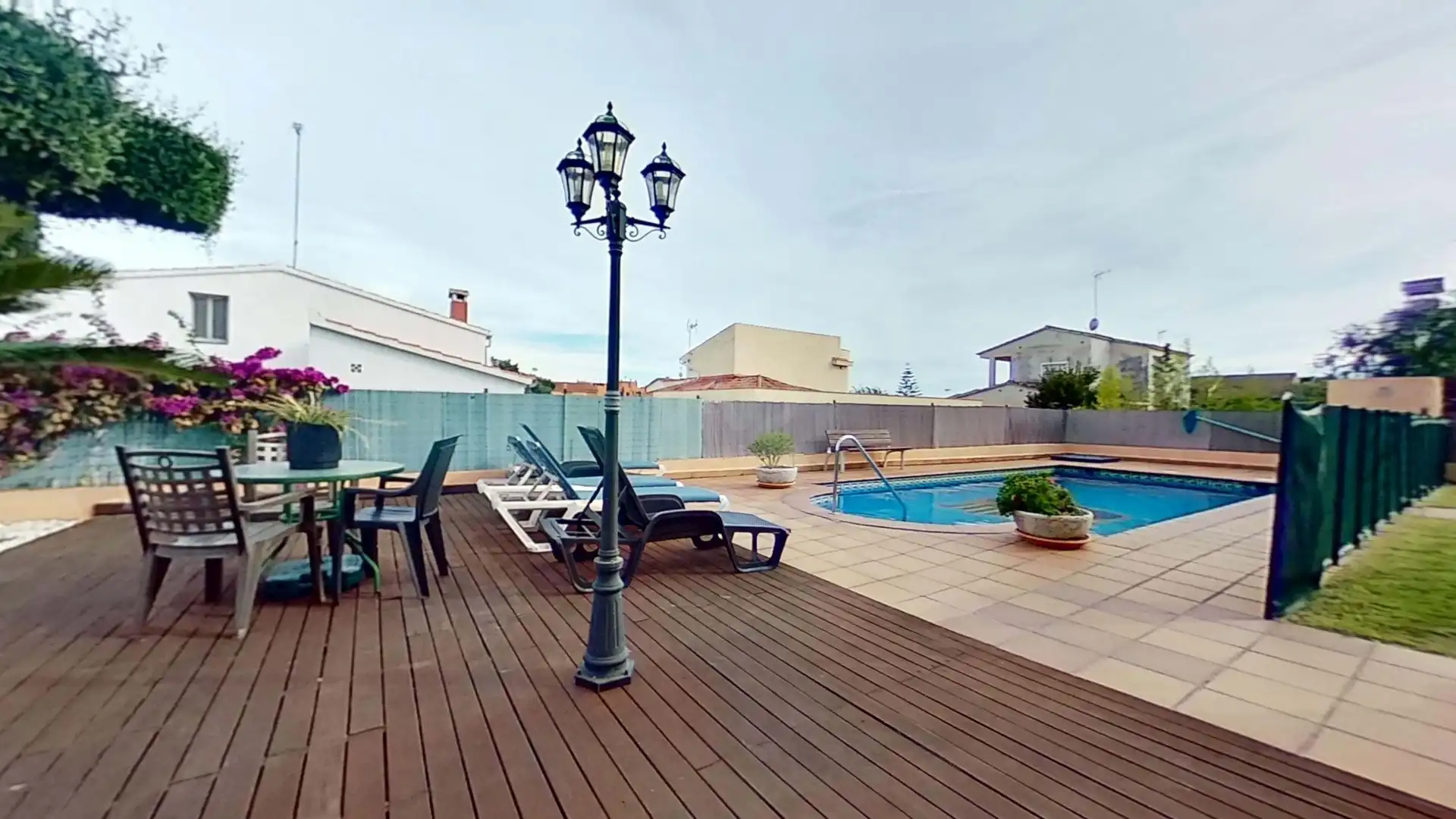 Piscina de Casa o xalet en venda en El Vendrell amb Aire condicionat, Calefacció i Terrassa