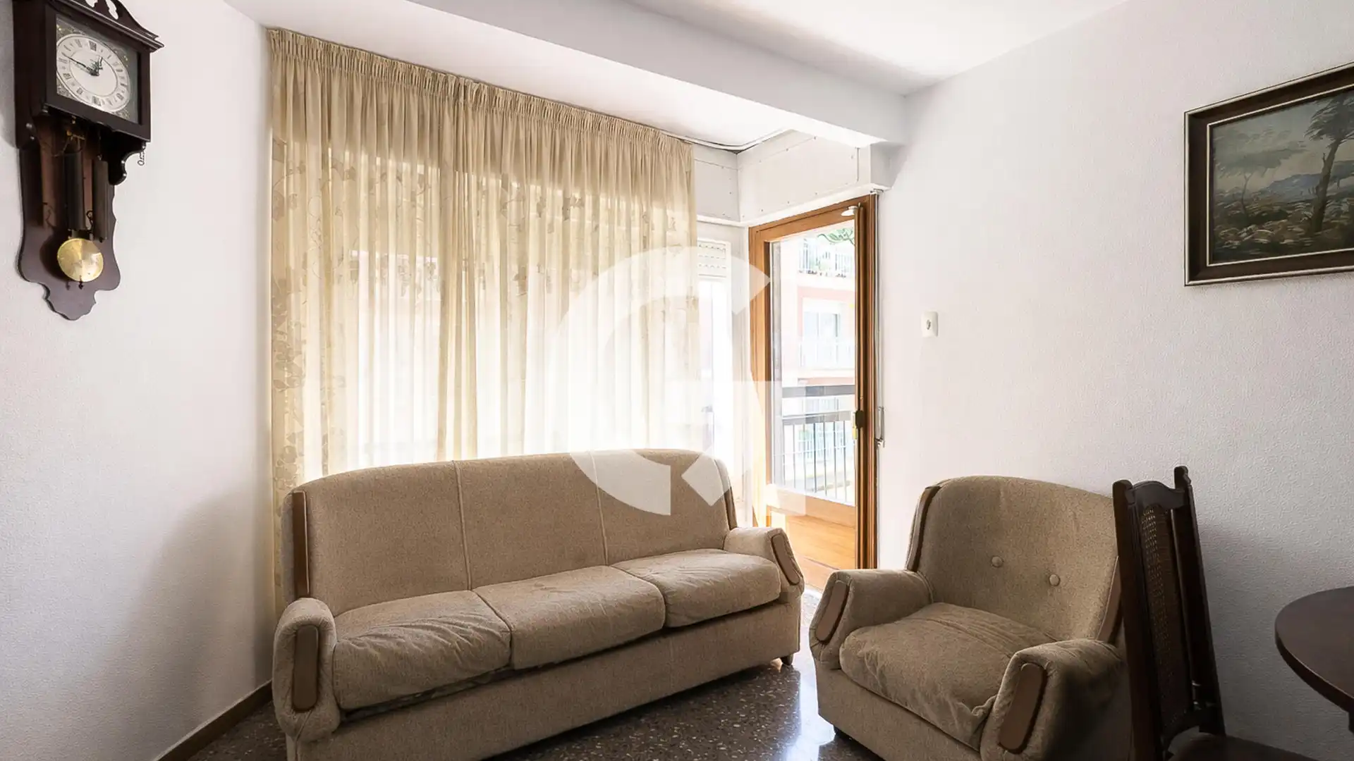 Living room of Flat for sale in L'Hospitalet de Llobregat  with Balcony