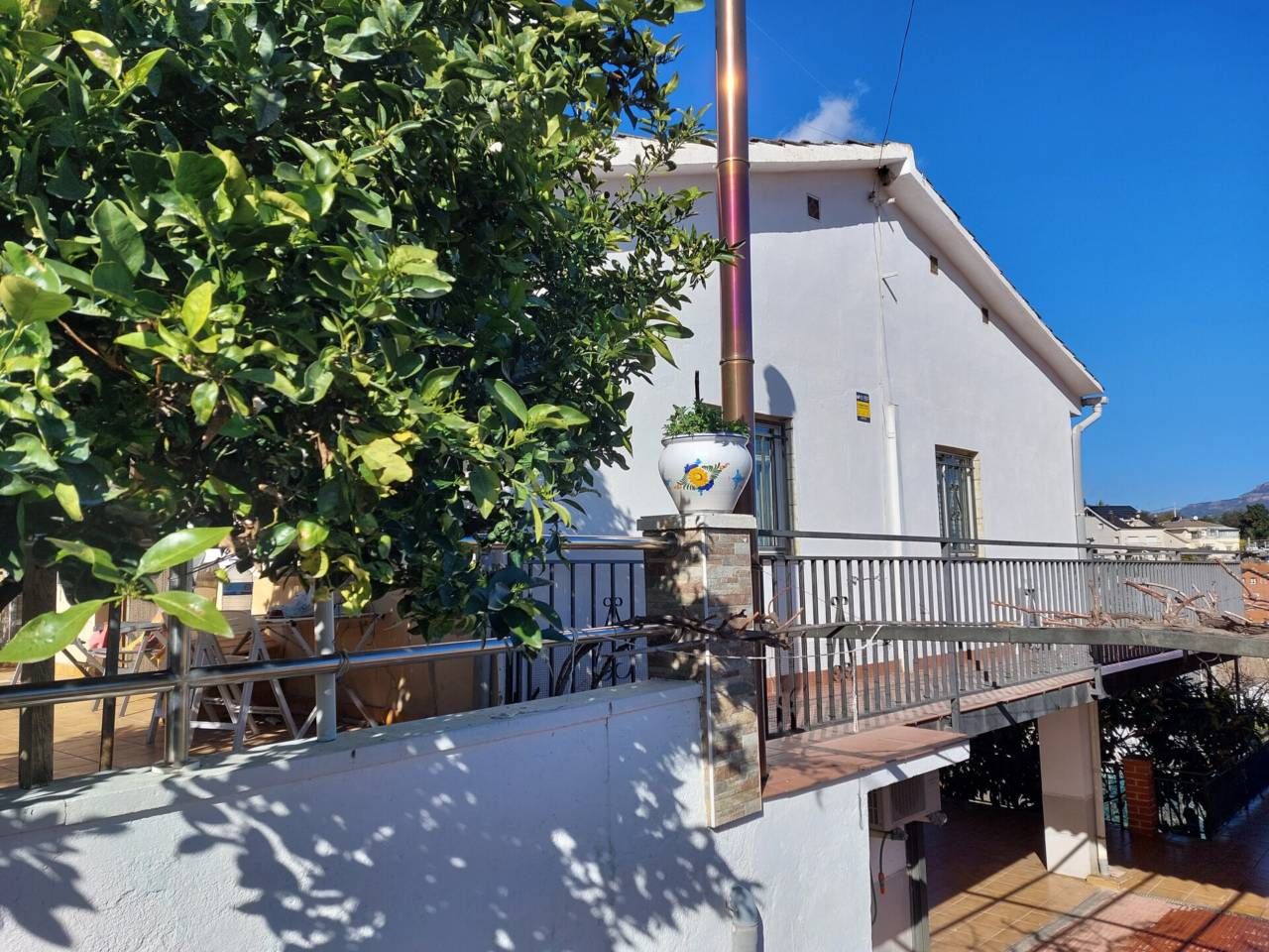 Exterior view of House or chalet for sale in Terrassa  with Air Conditioner, Heating and Private garden