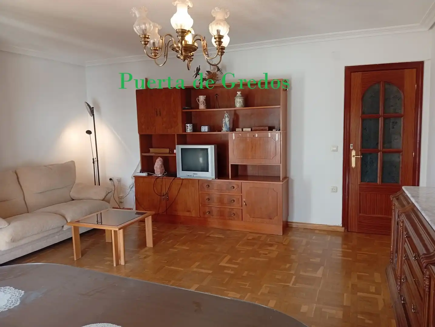 Sala de estar de Piso en venta en El Barco de Ávila  con Calefacción, Jardín privado y Parquet