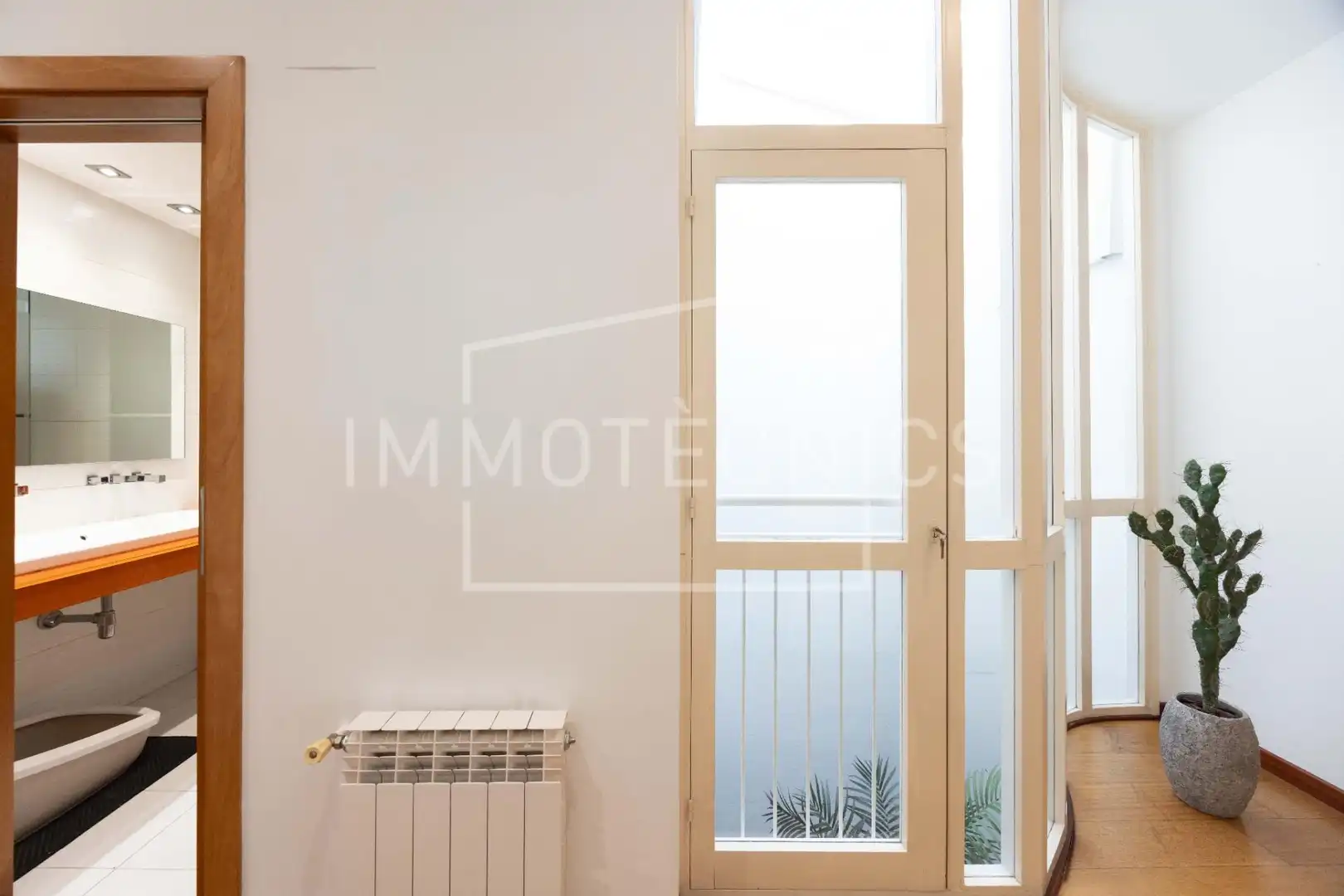 Casa adosada en venta en Granollers con Balcón