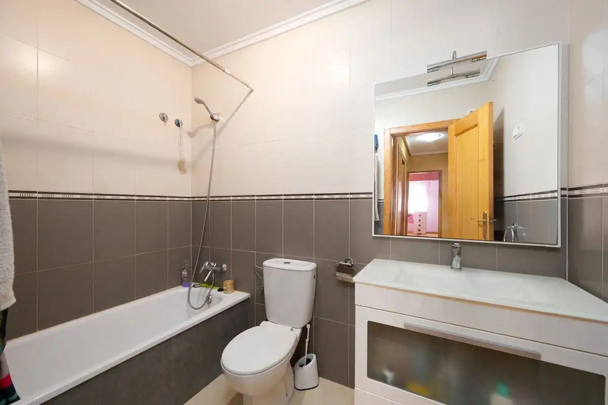 Bajo con terraza en venta en Carrer de Creta, imagen 21