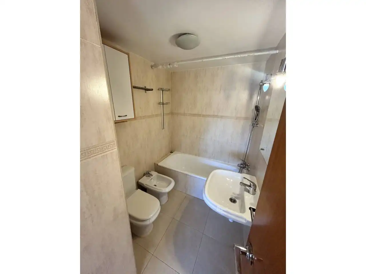 Baño de Piso en venta en Salt con Calefacción, Parquet y Balcón