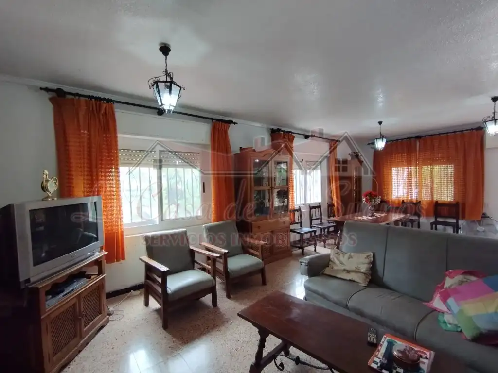 Sala d'estar de Finca rústica en venda en Petrer