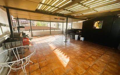 Casa adosada en venda a Pintores - Ferial