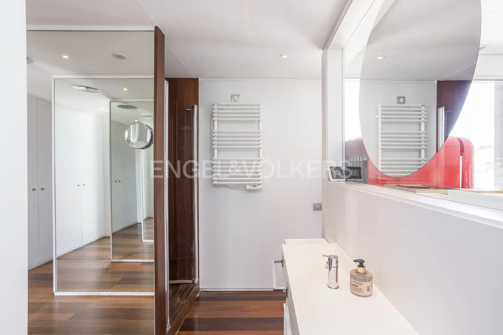 Baño de Casa o chalet en venta en El Papiol con Aire acondicionado, Calefacción y Jardín privado