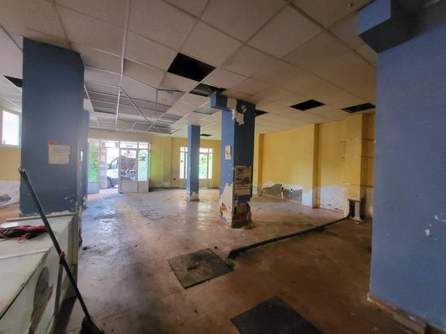 Local comercial en Venta en Castell del Rey