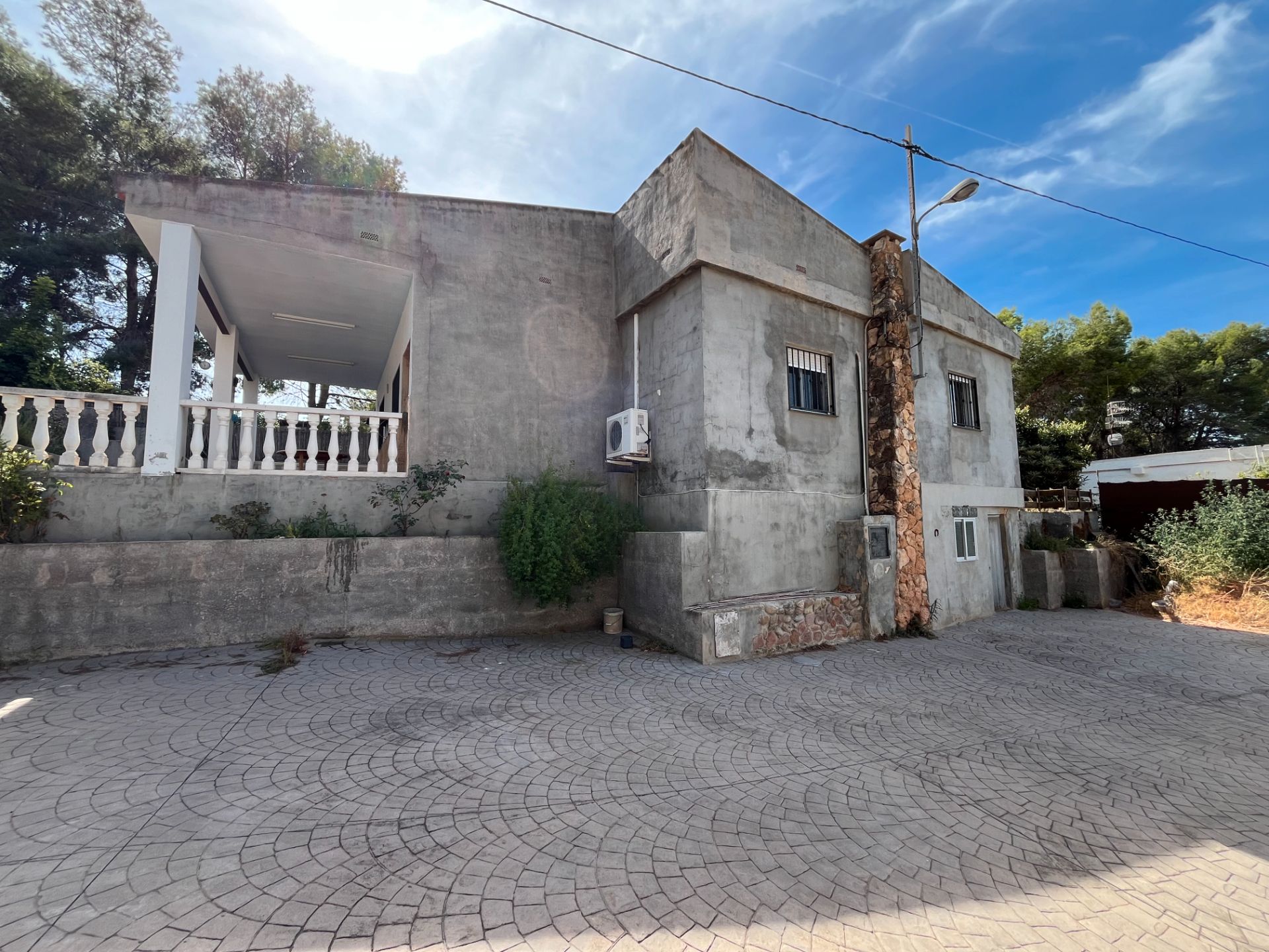Vista exterior de Casa o xalet en venda en Sagunto / Sagunt amb Aire condicionat, Calefacció i Jardí privat