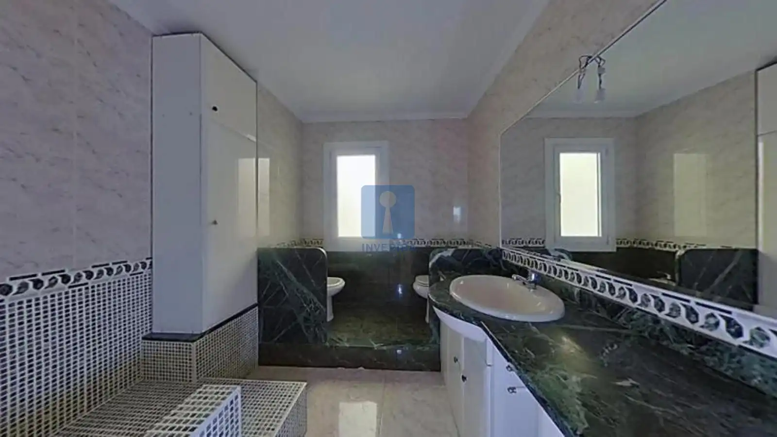 Baño de Ático en venta en Rubí con Terraza