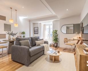 Living room of Apartment to rent in  Madrid Capital  with Air Conditioner, Heating and Furnished