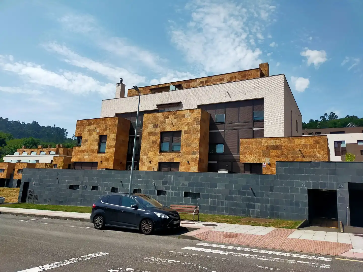 Exterior view of Flat for sale in Pravia  with Heating, Terrace and Furnished