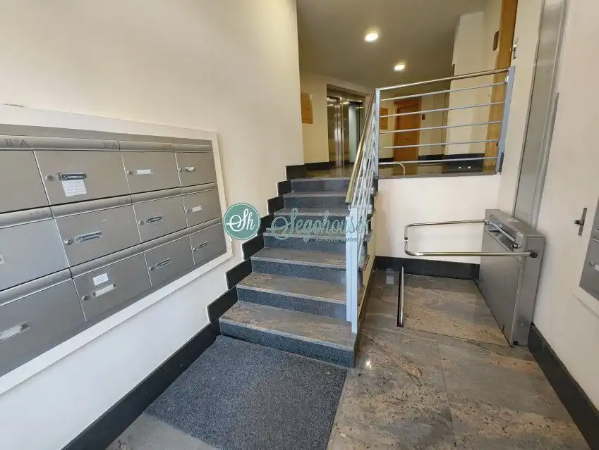 Piso en venta en Segovia con Aire acondicionado, Calefacción y Trastero