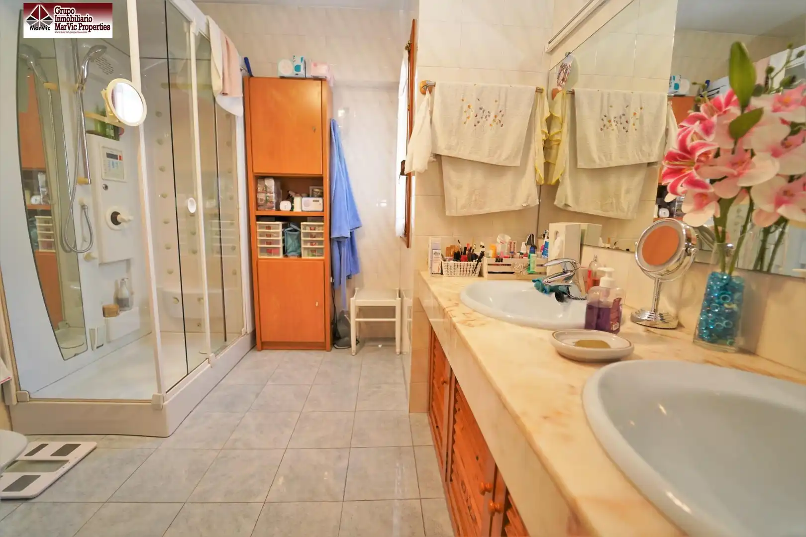 Baño de Casa o chalet en venta en Benidorm con Calefacción, Jardín privado y Terraza