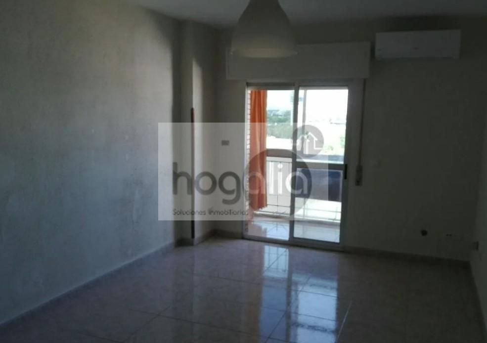 Bedroom of Flat for rent in  Sevilla Capital  with Air Conditioner and Terrace
