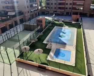 Piscina de Pis de lloguer en Alcalá de Henares amb Terrassa i Piscina