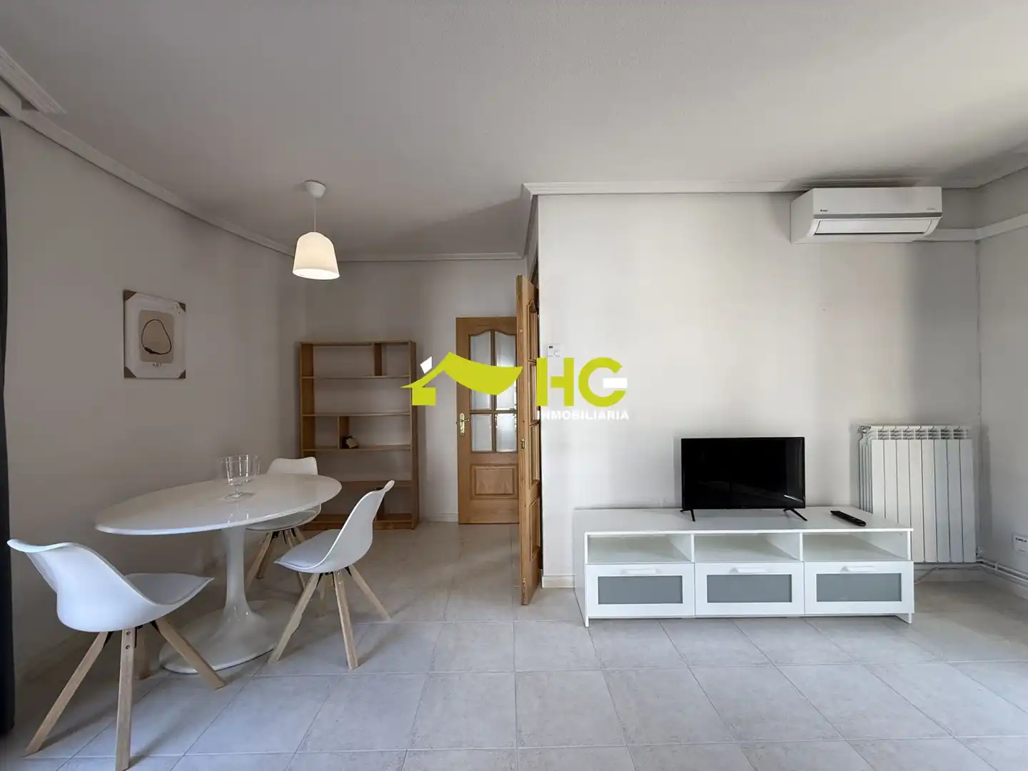 Sala de estar de Dúplex de alquiler en Villaviciosa de Odón con Aire acondicionado, Calefacción y Terraza