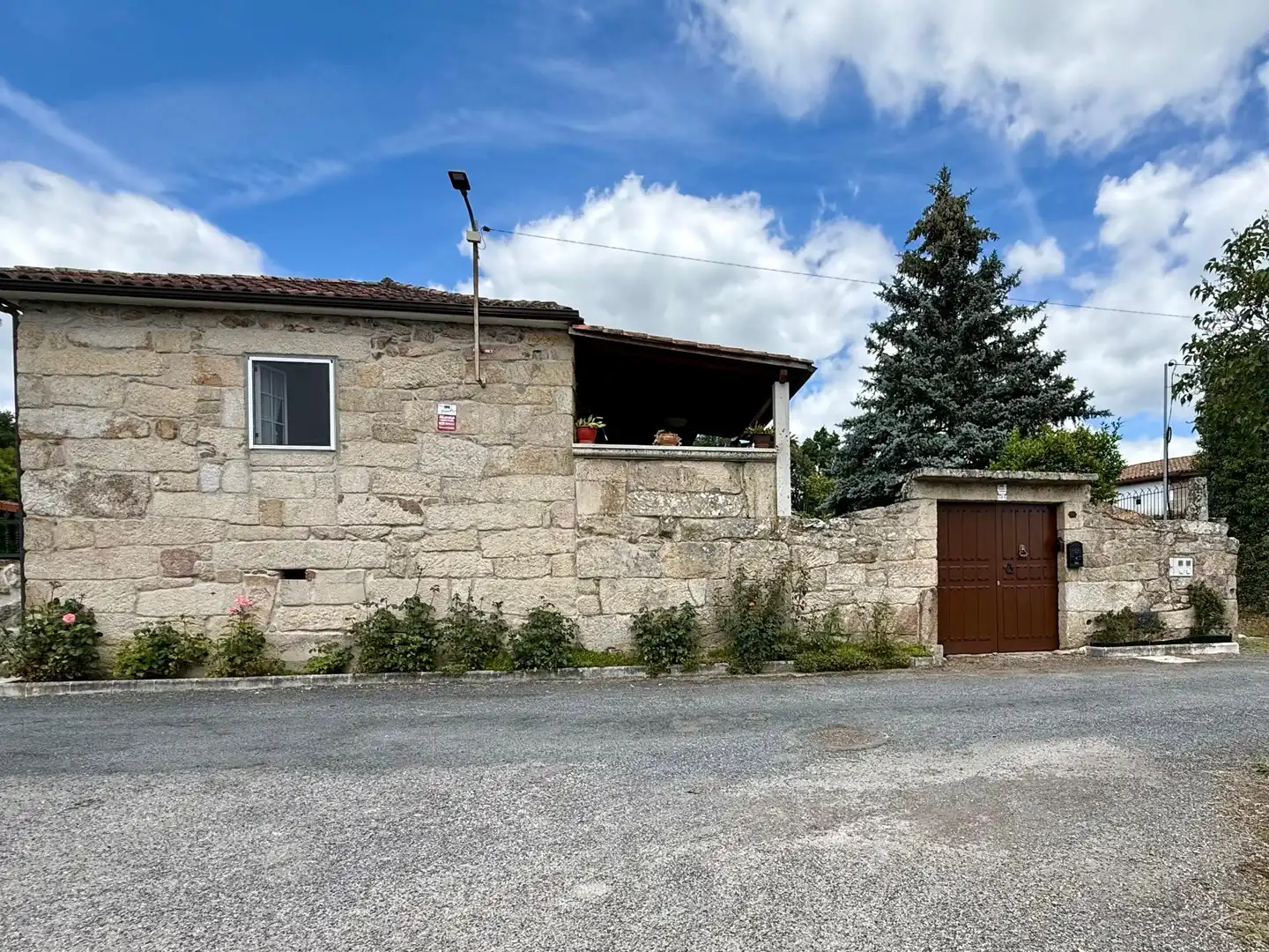 Vista exterior de Casa o chalet en venta en San Amaro con Calefacción, Jardín privado y Parquet