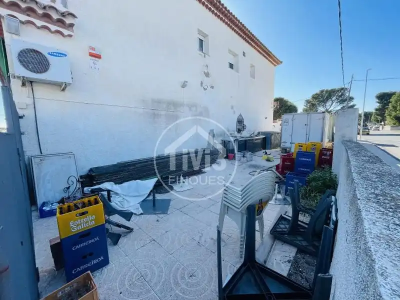 Vista exterior de Local en venta en Mont-roig del Camp con Aire acondicionado y Calefacción