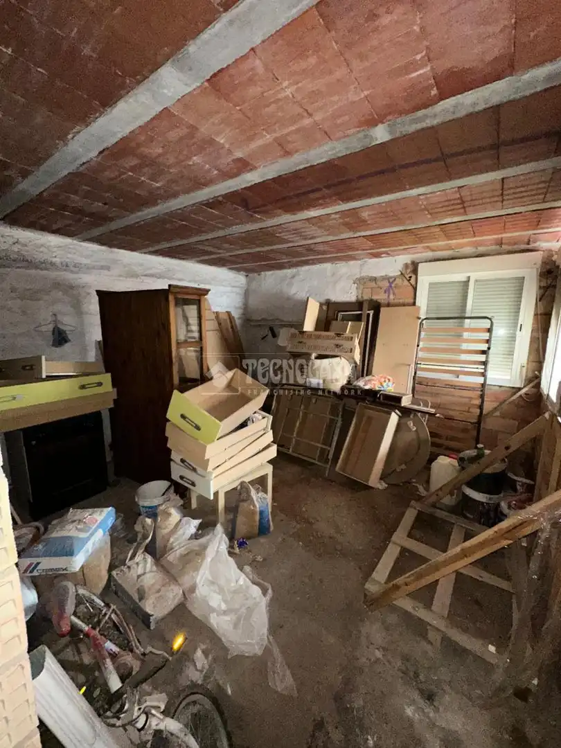 Houses for sale in Espeluy  with Air Conditioner and Heating